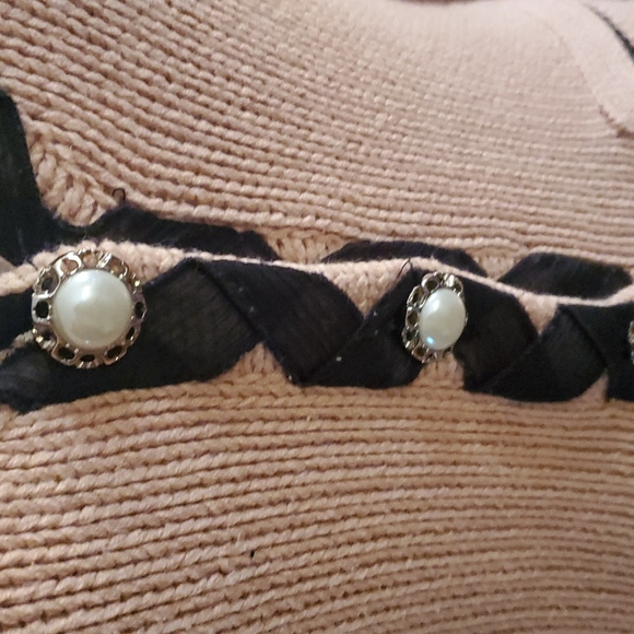 Twelve by twelve sweater - Picture 3 of 6